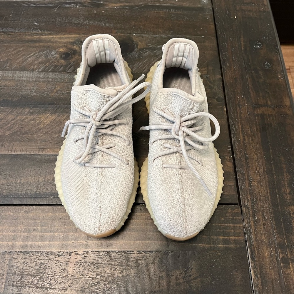 Yeezy Shoes